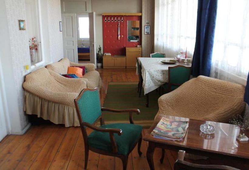 پانسیون Tlt Guest House