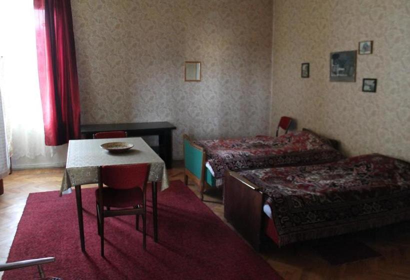 پانسیون Tlt Guest House