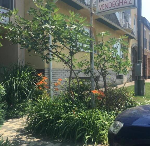 Rózsakert Panzió
