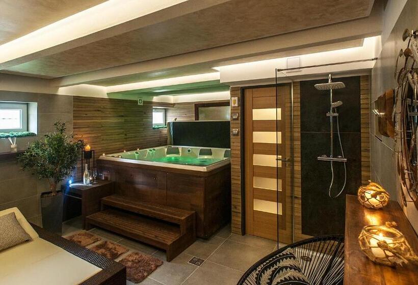 Sting Apartments Havířov