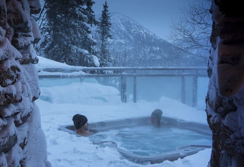 ユースホステル Auberge De Montagne Des Chic Chocs Mountain Lodge   Sepaq