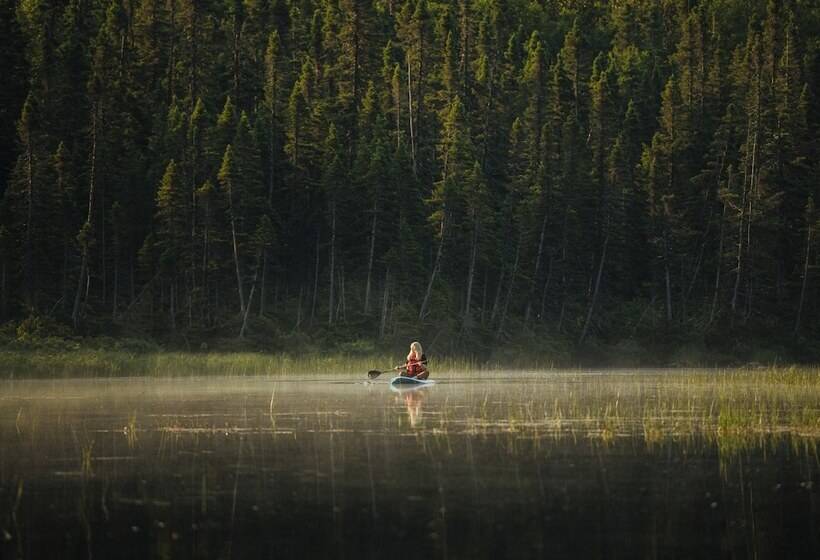 ユースホステル Auberge De Montagne Des Chic Chocs Mountain Lodge   Sepaq