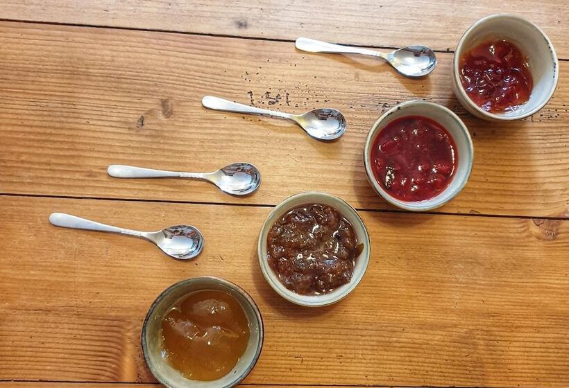 ユースホステル Chez Constance