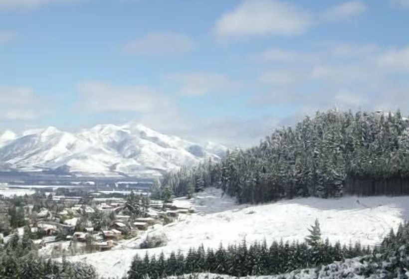 فندق صغير Drifters Inn