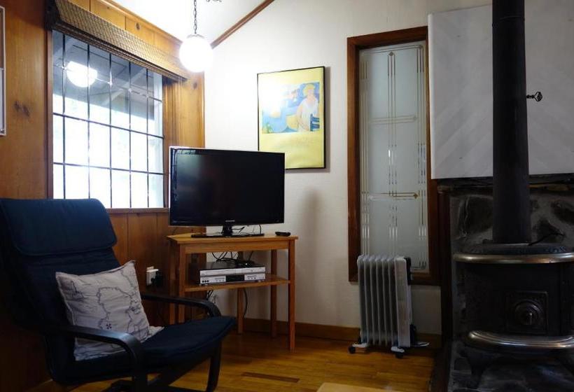 فندق صغير Harrison Street Inn