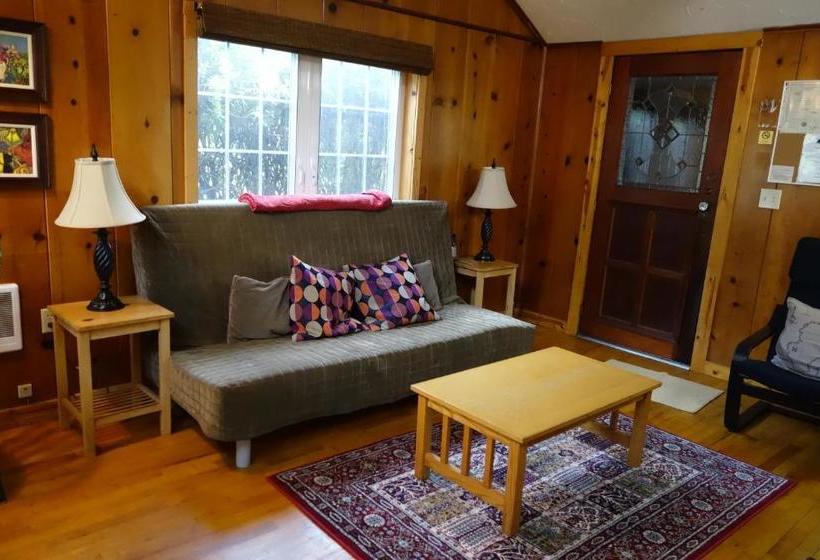 فندق صغير Harrison Street Inn