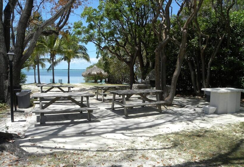 호스텔 Rock Reef Resort