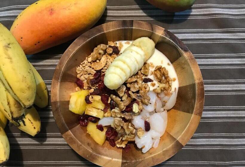 호스텔 The Riverside Guest House