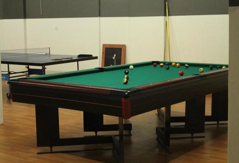 Flora Park  Apartment