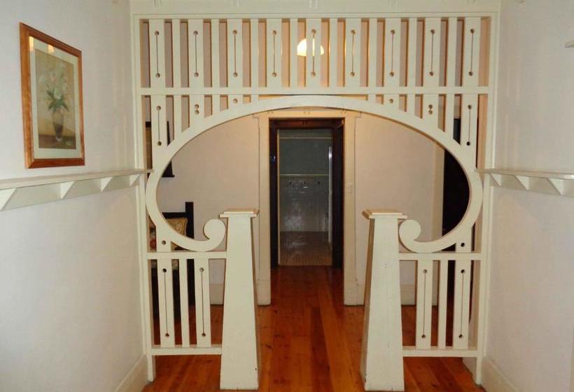 Glenelg Gateway Apartments