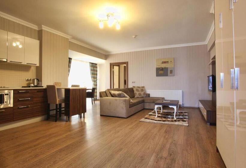 هتل Balturk House