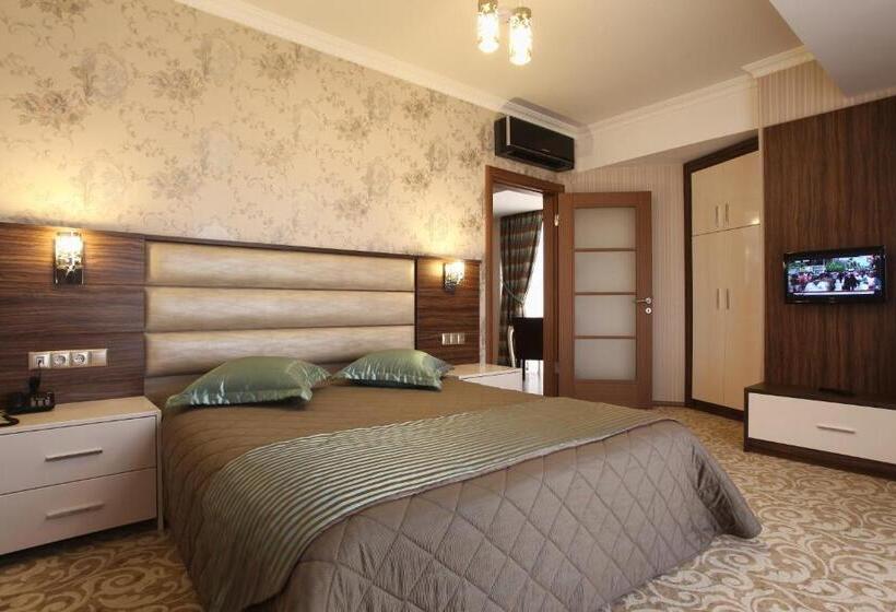 هتل Balturk House