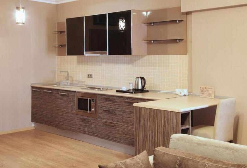 هتل Balturk House