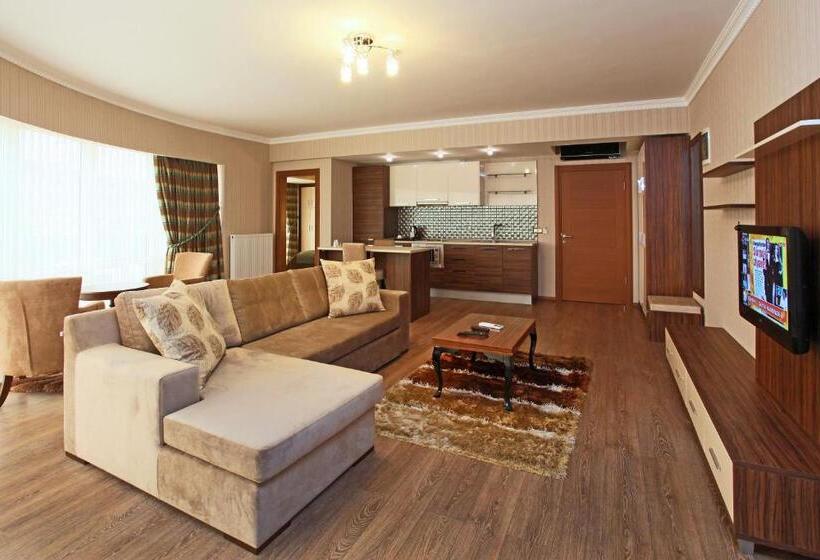 هتل Balturk House