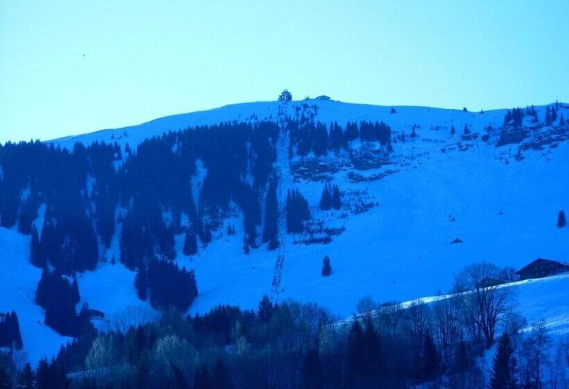 فندق Gumpoldbauer