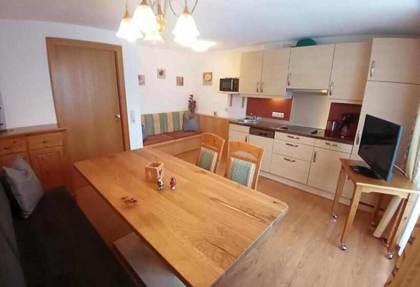 فندق Gumpoldbauer