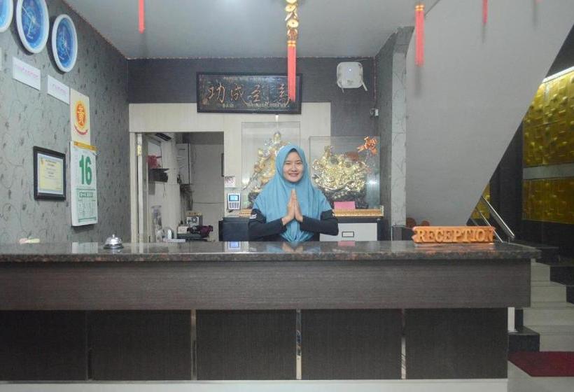 호텔 Oyo 542 Majestiq