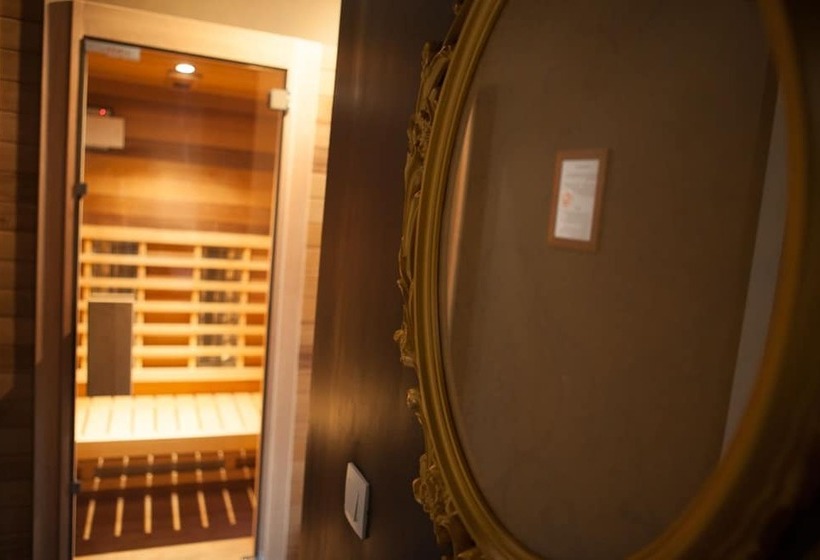 호텔 L écrin Des Vennes   Liège Centre