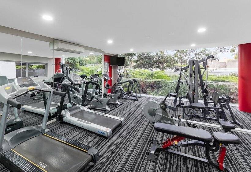 Meriton Suites Zetland