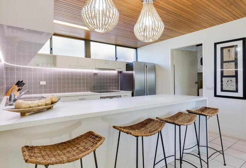 Nautilus Beachfront Villas & Spa