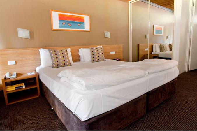 Nautilus Beachfront Villas & Spa