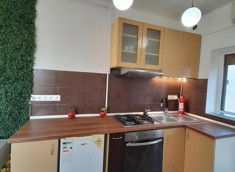 Pannonia Rooms And Apartments