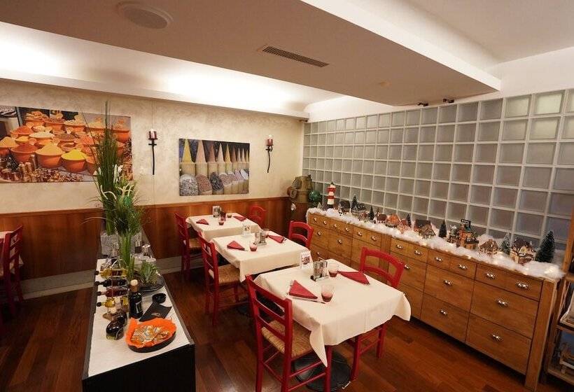 פנסיון Bahnhof Haus