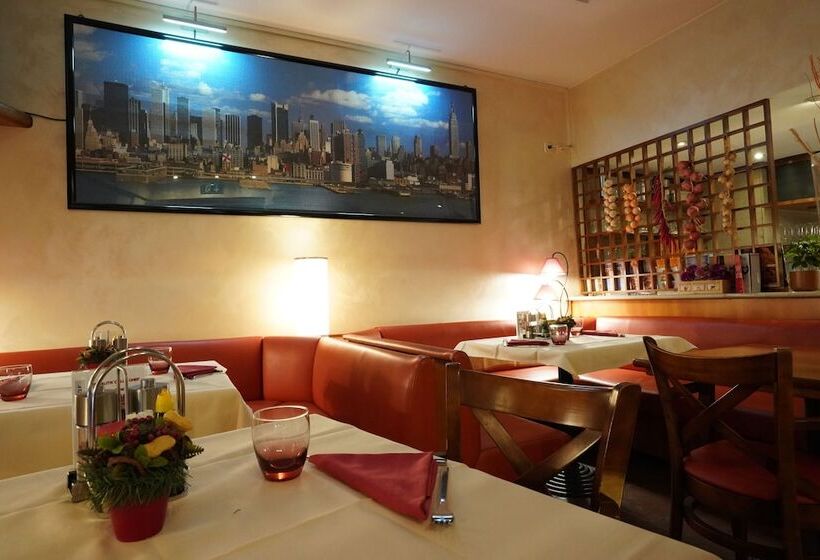 بنسيون Bahnhof Haus