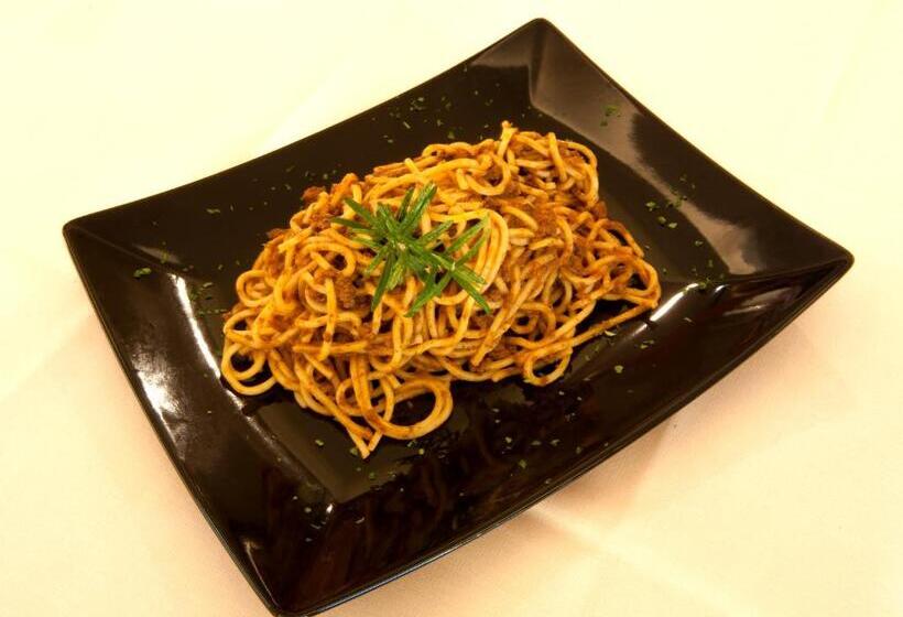 פנסיון Bahnhof Haus