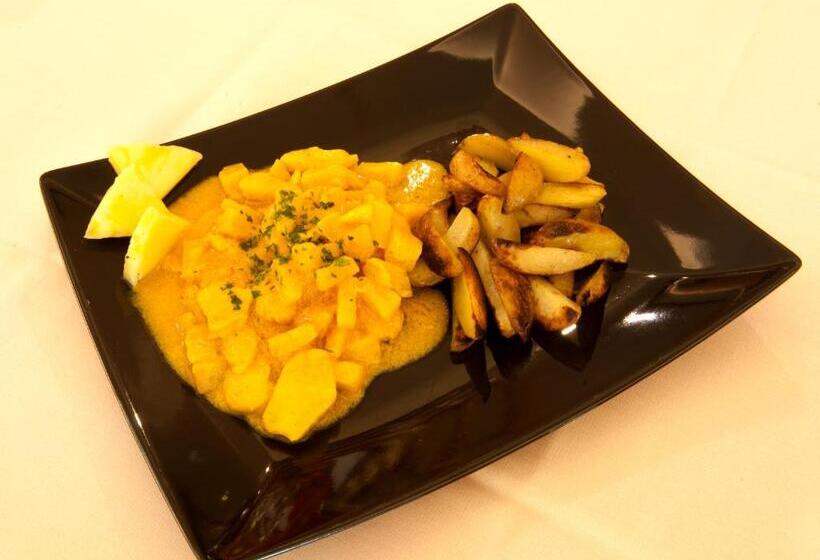 פנסיון Bahnhof Haus