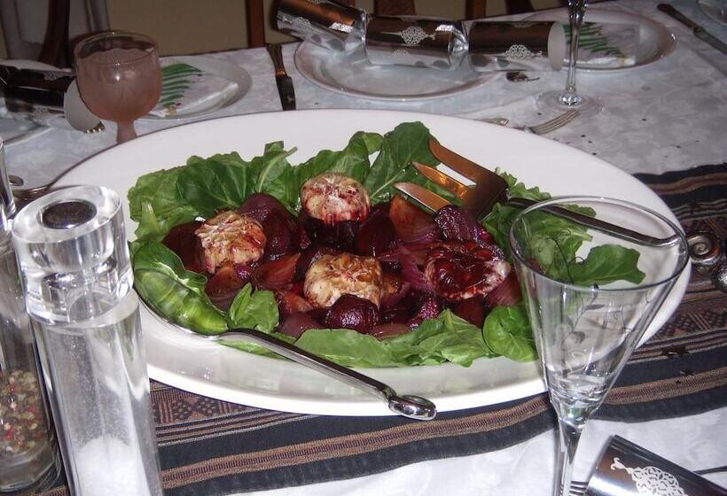 פנסיון Brackens Guest House