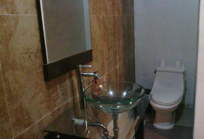 پانسیون Buenos Días Guest House