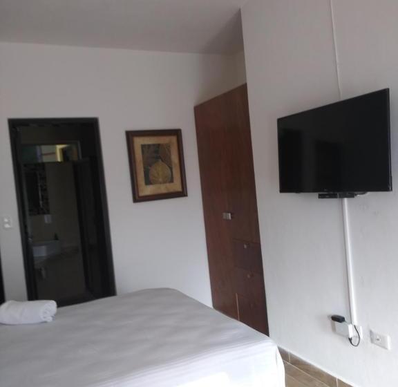 膳宿费 Buenos Días Guest House