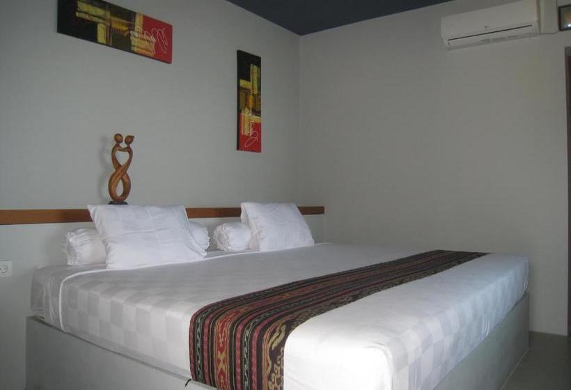 פנסיון Cafe Alberto B And B