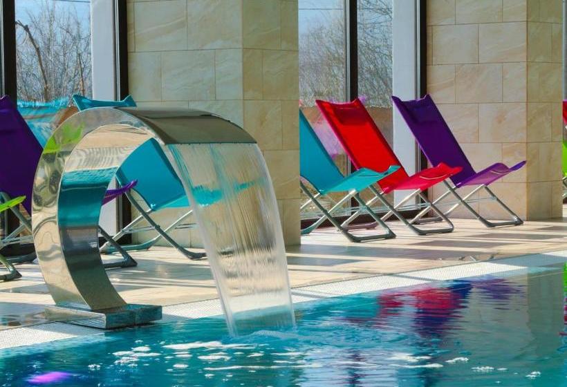 ペンション Camves Inn