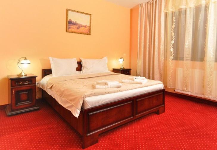 ペンション Camves Inn