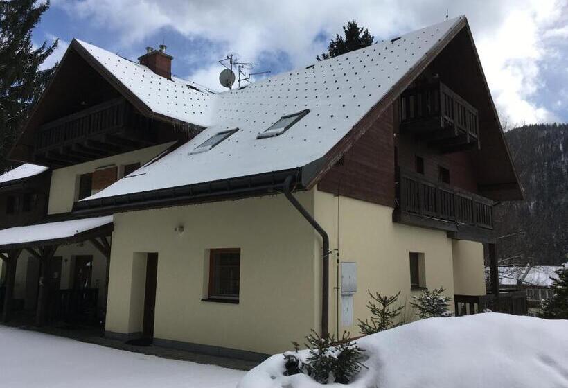 Panzió Chalet Hřebenka