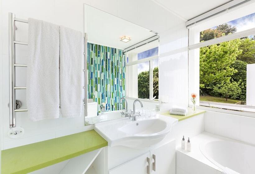 بنسيون Cube Guest House