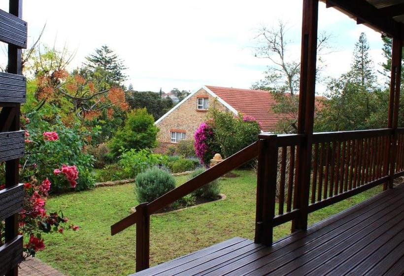 پانسیون Dempsey S Self Catering Guest House