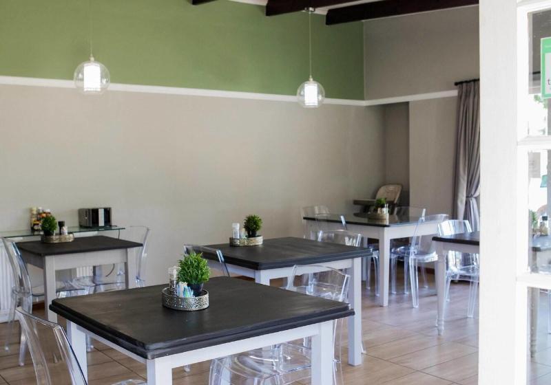 פנסיון Elianthe Guesthouse