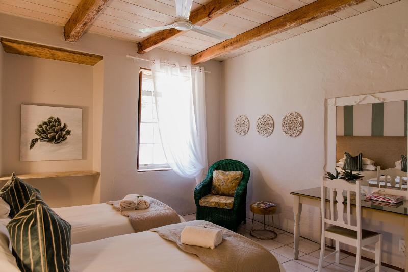 פנסיון Elianthe Guesthouse