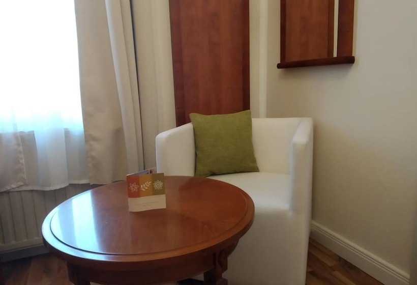 بنسيون Gästehaus Residenz Lapeiner