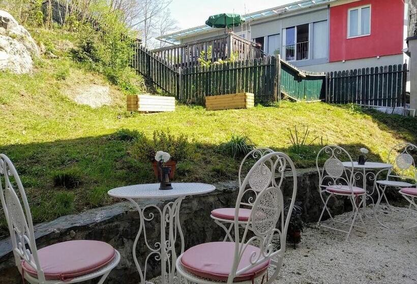 پانسیون Gästehaus Residenz Lapeiner