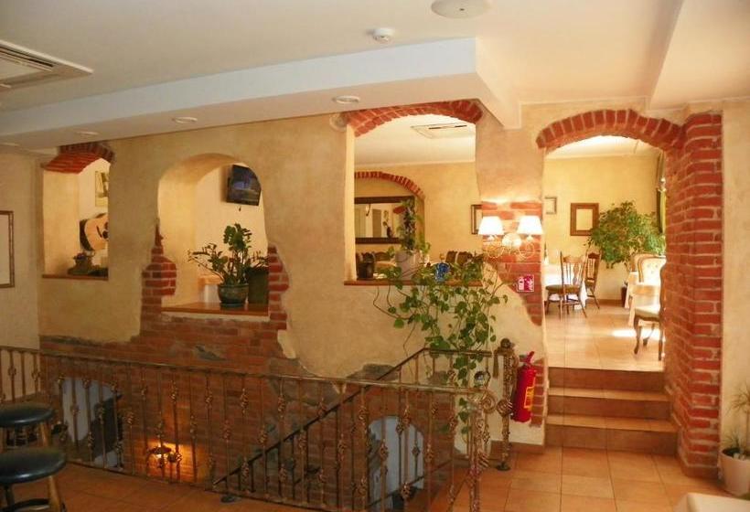 پانسیون Guest House Novus Rex