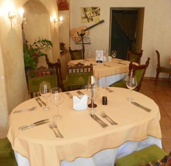 پانسیون Guest House Novus Rex