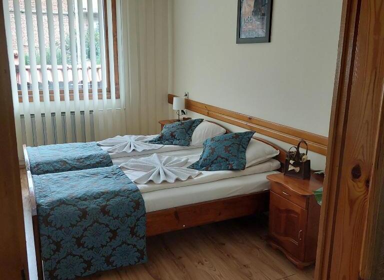 Пансион Guest House Planinski Zdravets