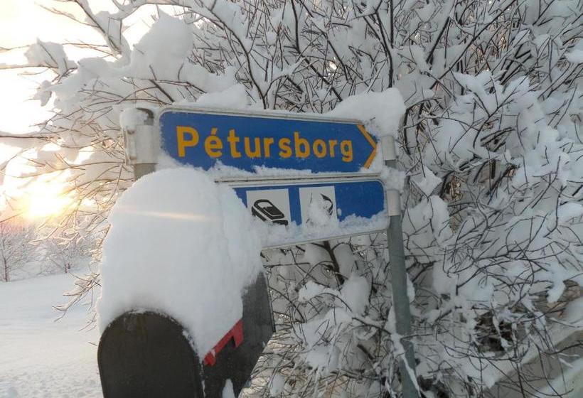 پانسیون Guesthouse Pétursborg