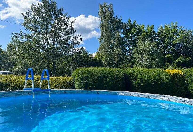 پانسیون Hotýlek U Kance