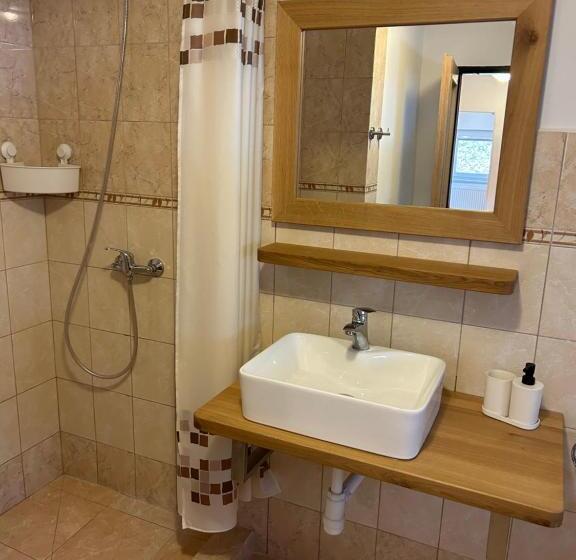 پانسیون Hotýlek U Kance