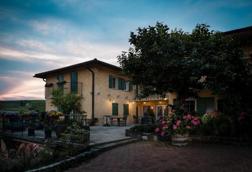 پانسیون Kabaj Wine & Dine